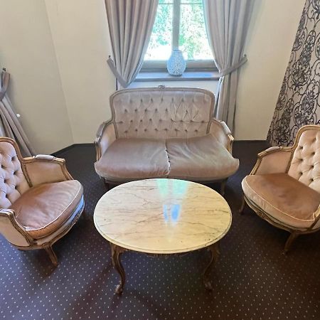 Palac Victoria Mgowo Eksteriør bilde